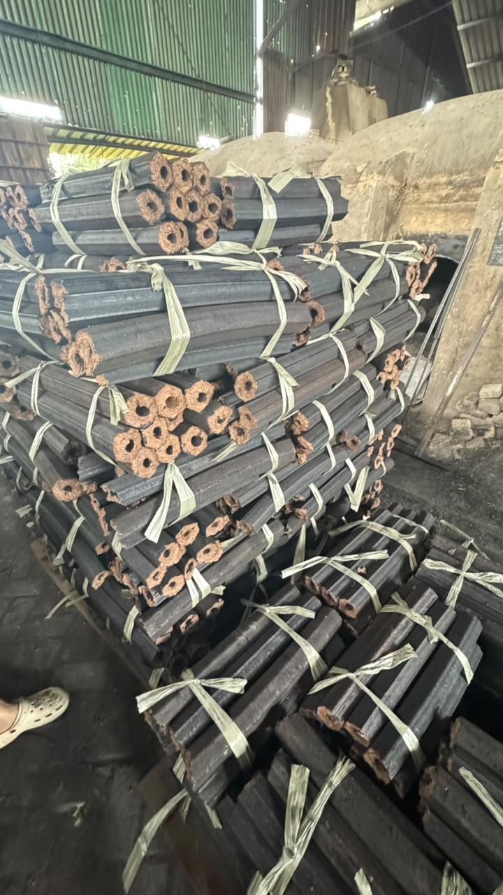 Arang & Biomassa Kayu