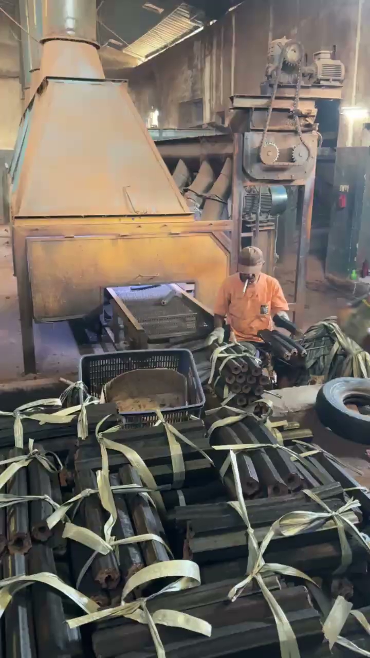 Dari petani mitra sampai pabrik sendiri